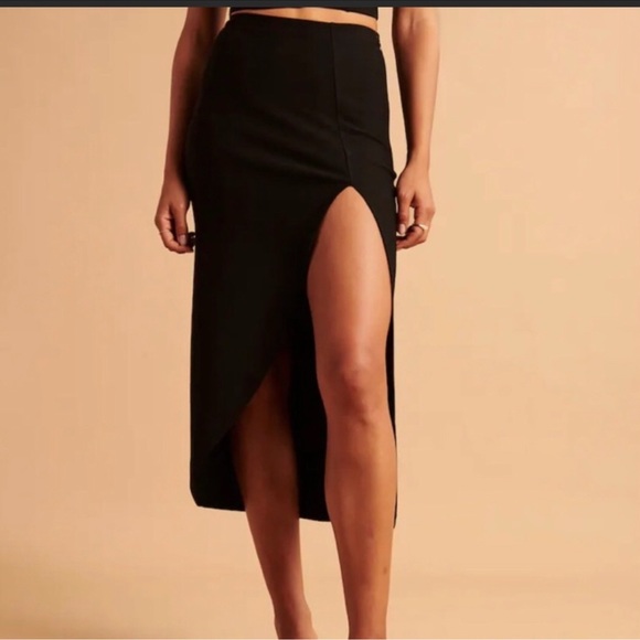 Abercrombie & Fitch Black Midi Skirt - Picture 6 of 6